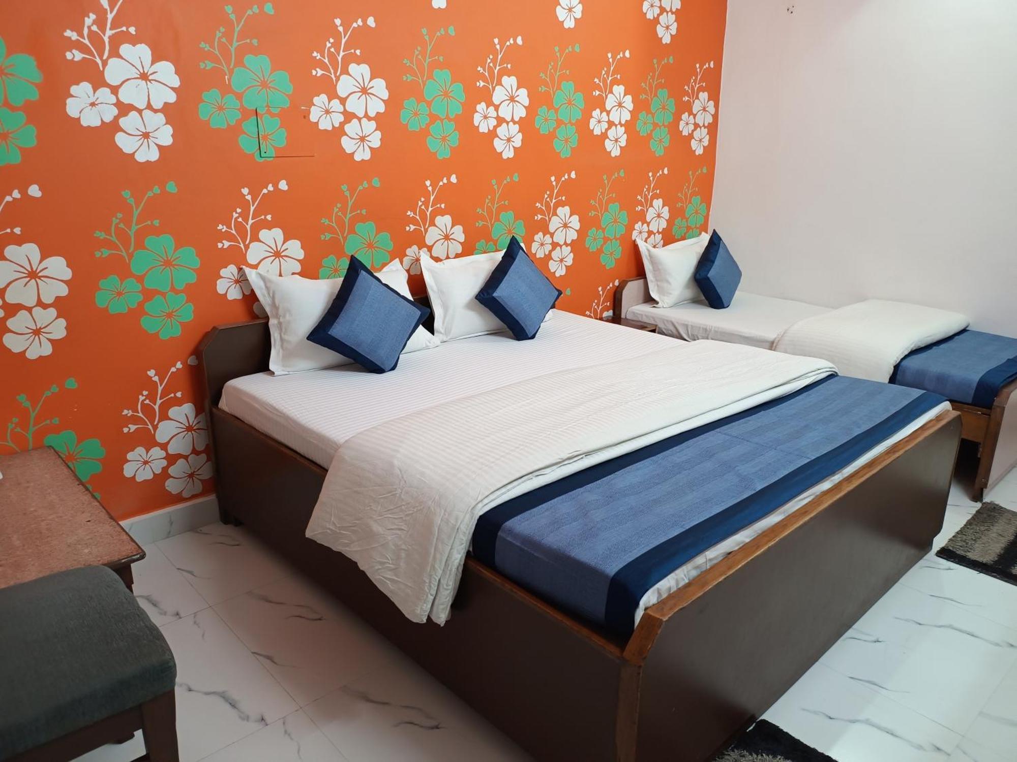 新德里 梅吉思书斋旅馆酒店 外观 照片