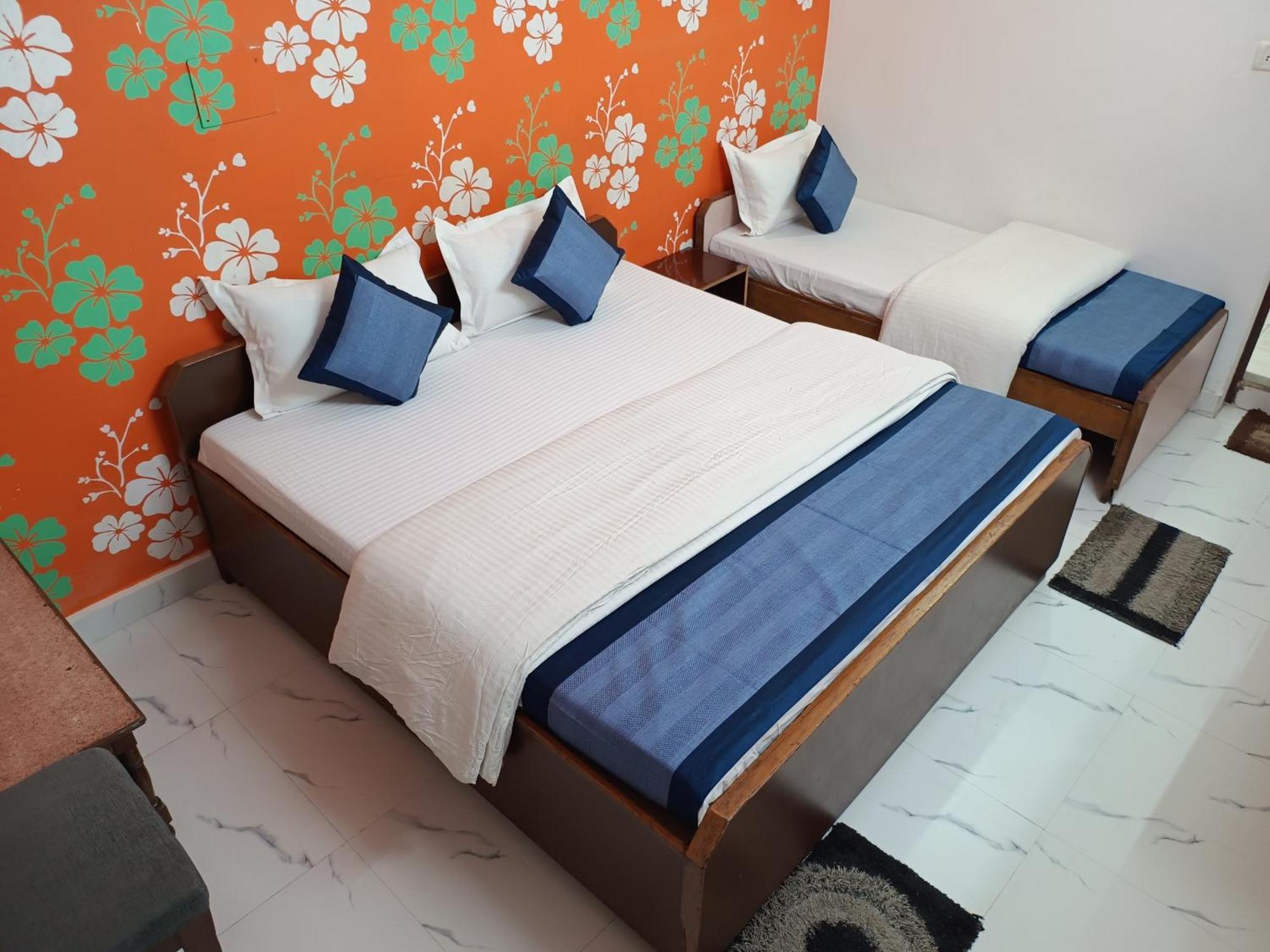 新德里 梅吉思书斋旅馆酒店 外观 照片